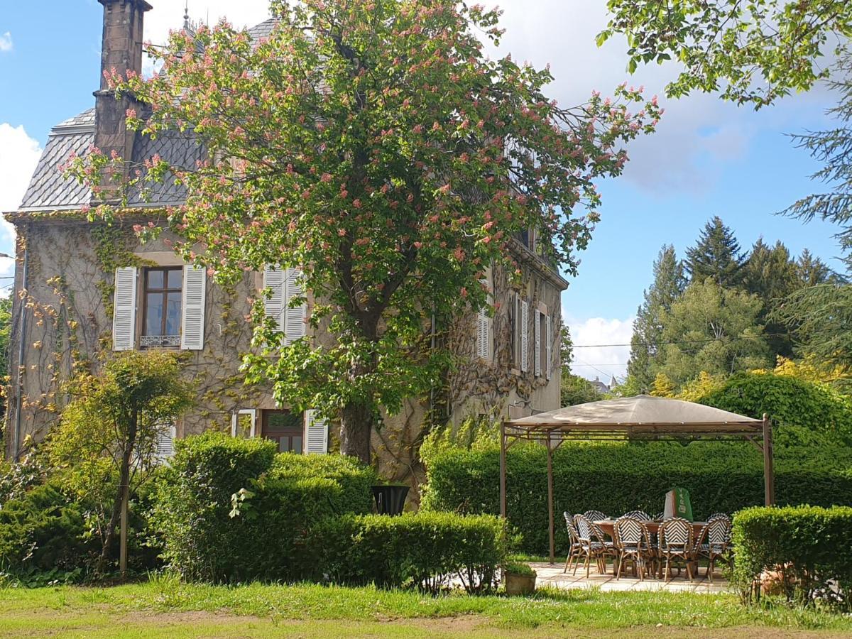 Villa Mura Gite Luxe Avec Piscine Et Spa Campagne Et Grand Air Nouvelle Aquitaine Correze Neuvic  エクステリア 写真
