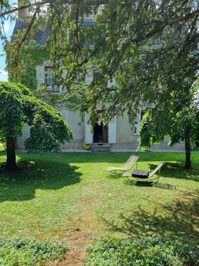Villa Mura Gite Luxe Avec Piscine Et Spa Campagne Et Grand Air Nouvelle Aquitaine Correze Neuvic  エクステリア 写真