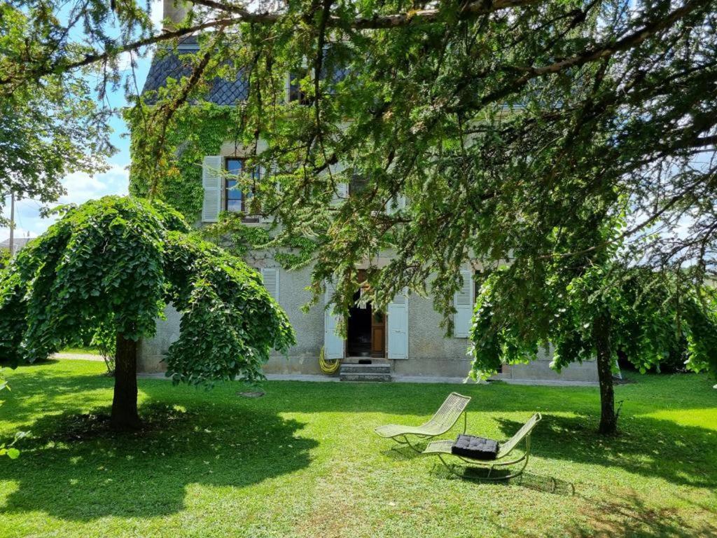Villa Mura Gite Luxe Avec Piscine Et Spa Campagne Et Grand Air Nouvelle Aquitaine Correze Neuvic  エクステリア 写真